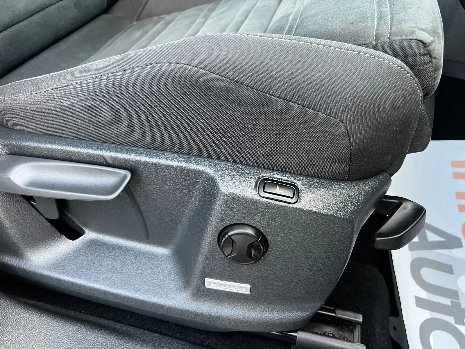 VW Touran 1.6TDI HIGHLINE/NAVI/6+ 1/������/EURO-6B | Mobile.bg � ����������� 14