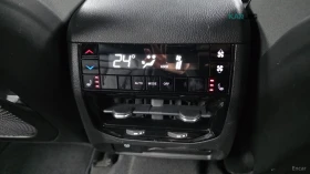 Jeep Cherokee * 3.6* L* OVERLAND* ПОДГРЕВ* ОБДХУВАНЕ* ПАНО* 360*, снимка 16