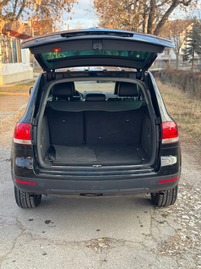 VW Touareg, снимка 9 - Автомобили и джипове - 48969178