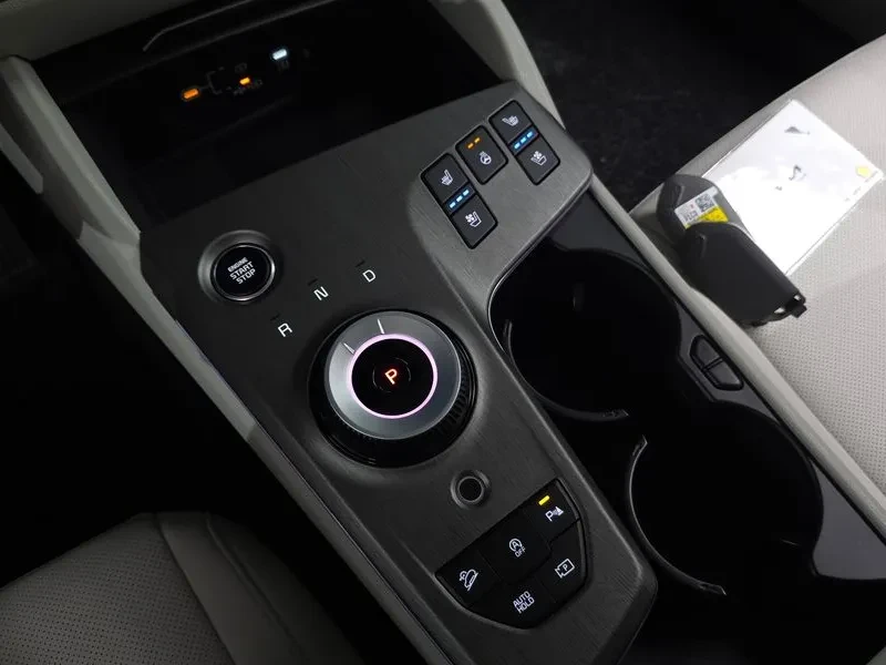 Kia Sportage .6 Turbo 2Wd Signature, снимка 9 - Автомобили и джипове - 55748848