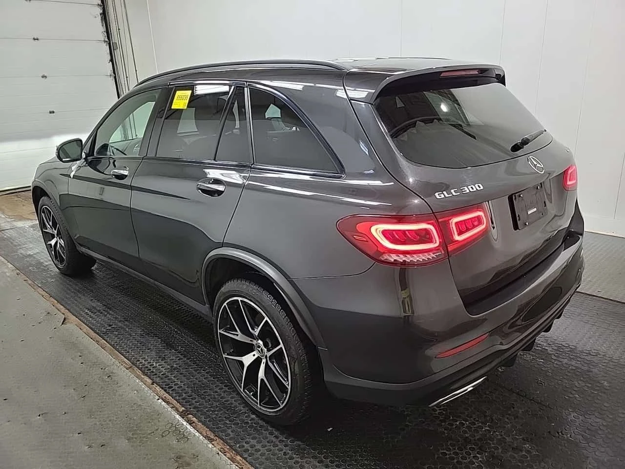 Mercedes-Benz GLC 300 * 4MATIC * CARFAX * 2 КЛЮЧА * ПОДГРЕВИ * PANO, снимка 4 - Автомобили и джипове - 53729671