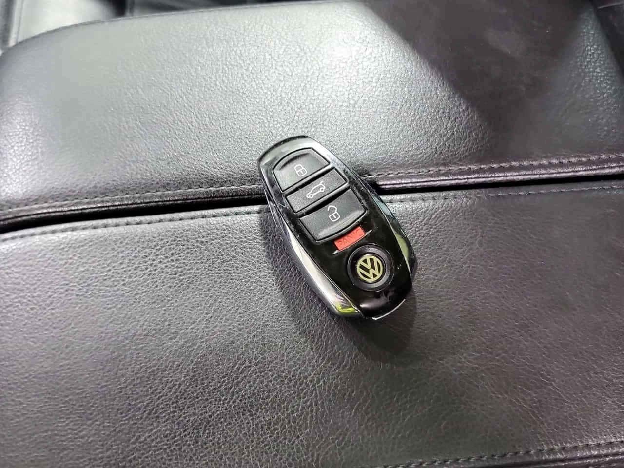 VW Touareg * EXECLINE * CARFAX * ПОДГРЕВИ* ОБДУХВАНЕ* ПАНОРАМ, снимка 8 - Автомобили и джипове - 53864988