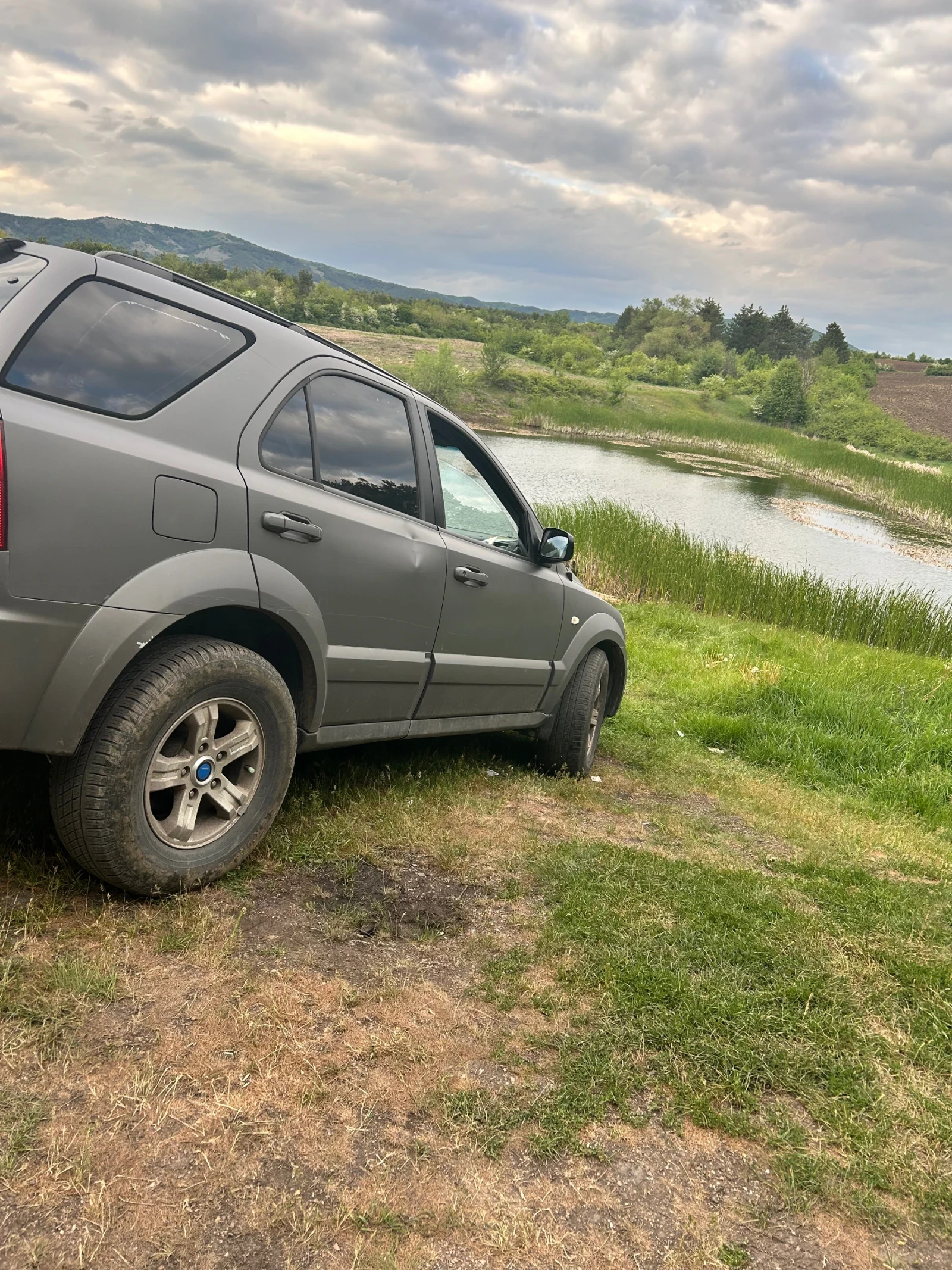 Kia Sorento Kia sorento 3.5 бензин на части, снимка 3 - Автомобили и джипове - 54075913