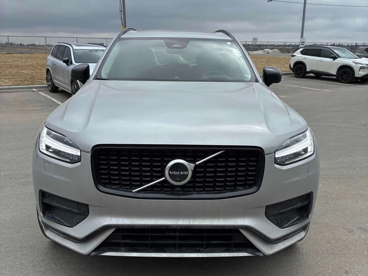 Volvo Xc90 * Ultimate Dark Theme* PANO* KEYLESS* ПОДГРЕВ* , снимка 6 - Автомобили и джипове - 54261805