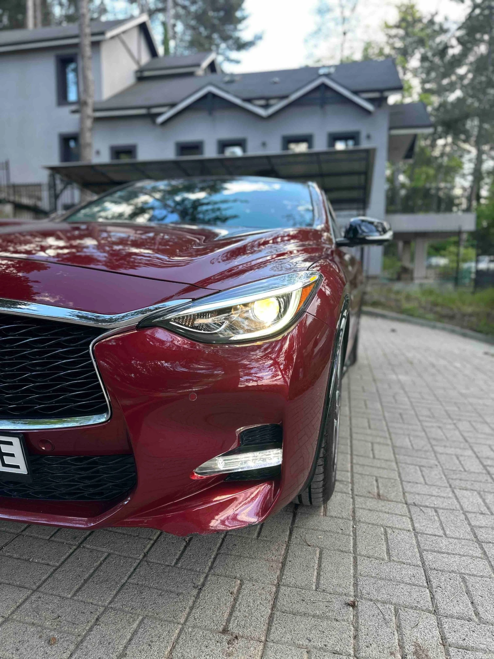 Infiniti QX30 2.0 T , снимка 2 - Автомобили и джипове - 54290263