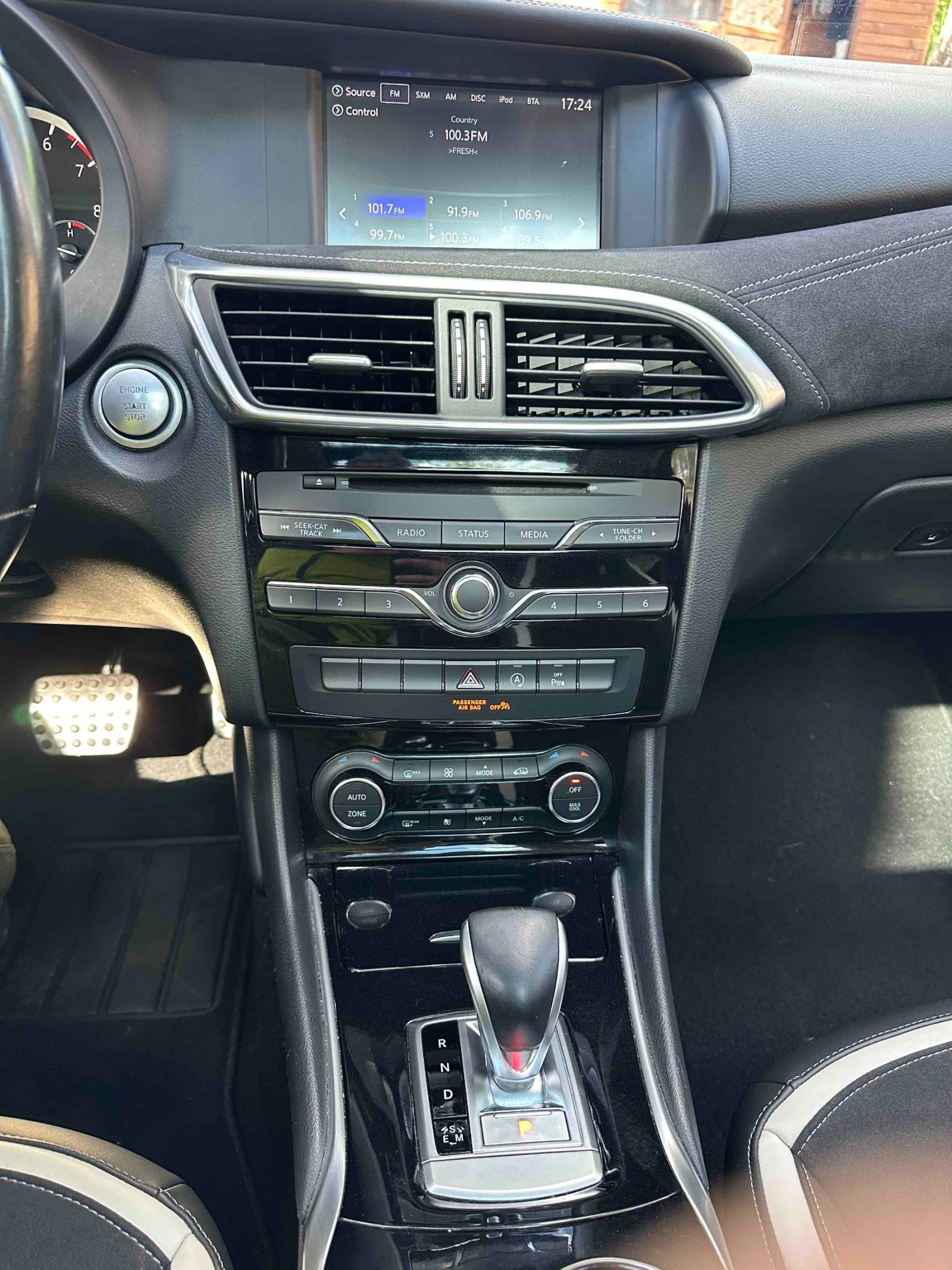 Infiniti QX30 2.0 T , снимка 13 - Автомобили и джипове - 54290263