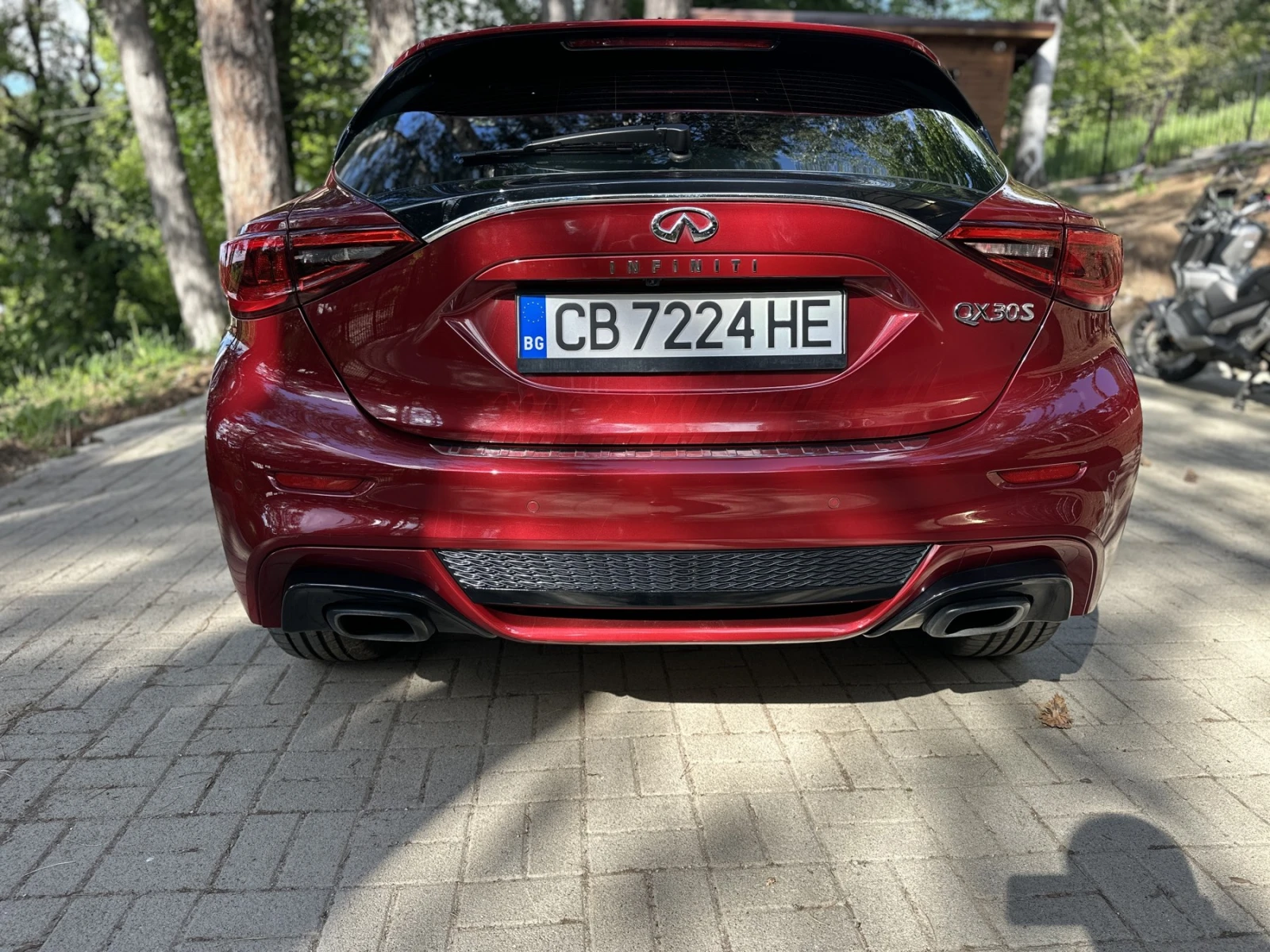 Infiniti QX30 2.0 T , снимка 10 - Автомобили и джипове - 54290263