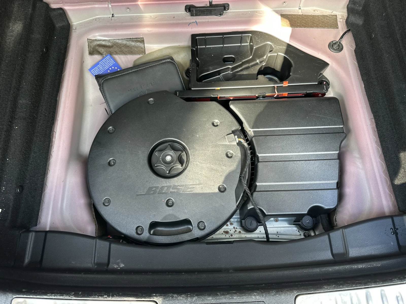 Infiniti QX30 2.0 T , снимка 9 - Автомобили и джипове - 54290263