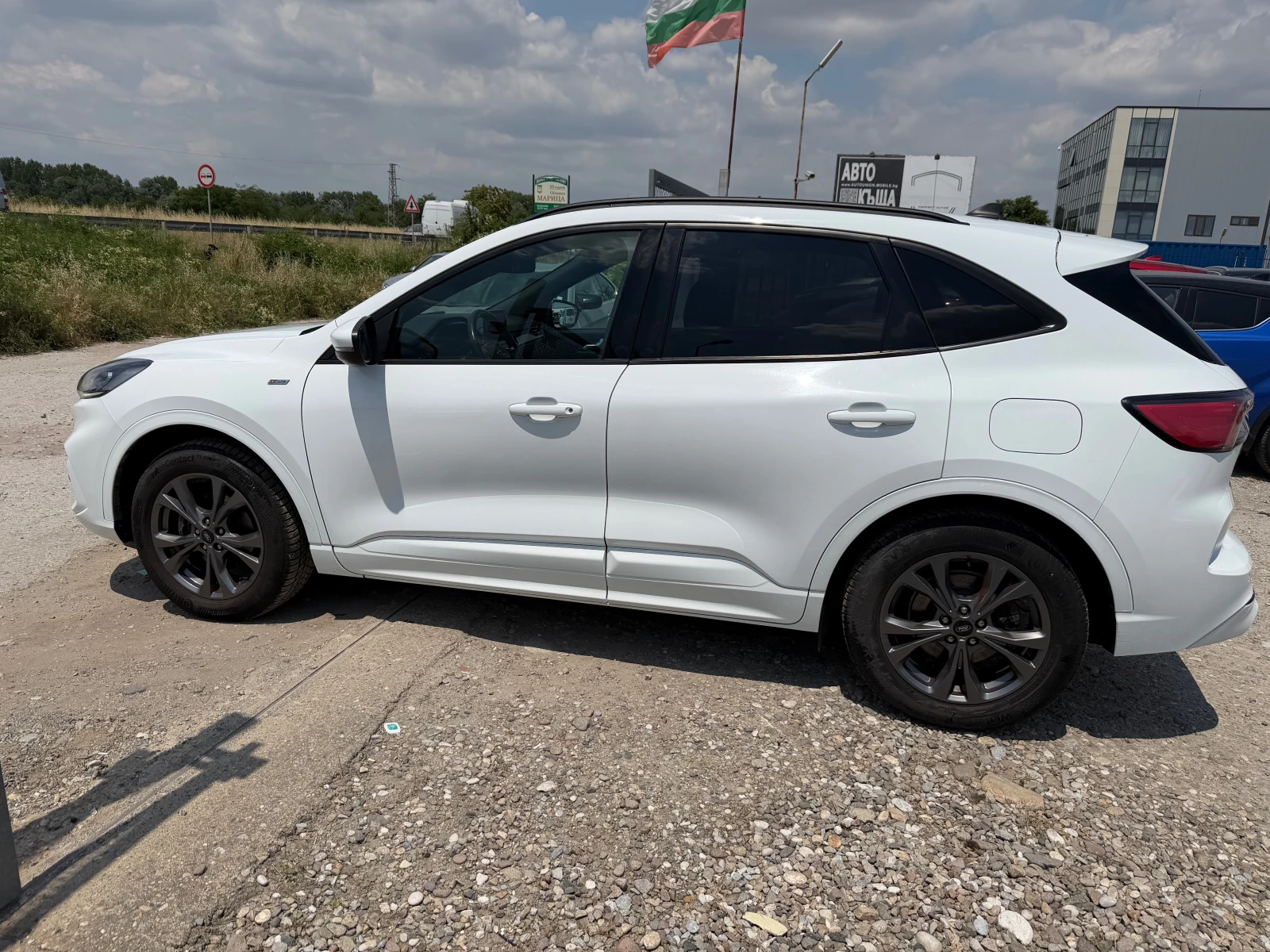 Ford Kuga 2.0 D  ST LINE 4X4(КАТО НОВ), снимка 8 - Автомобили и джипове - 54997681