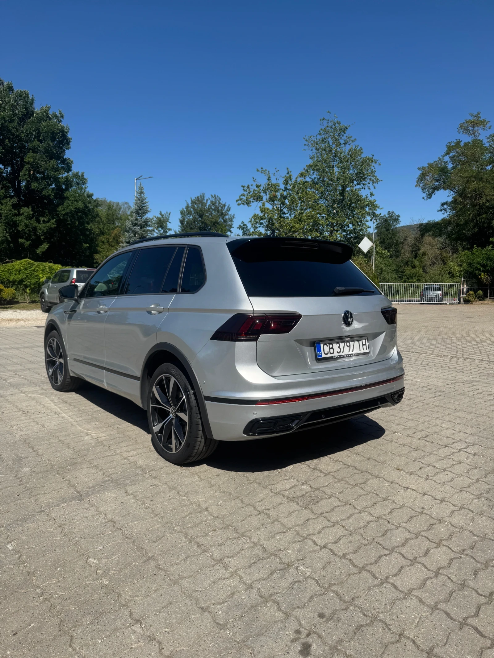 VW Tiguan 2.0 TDI R-Line | Mobile.bg � ����������� 3