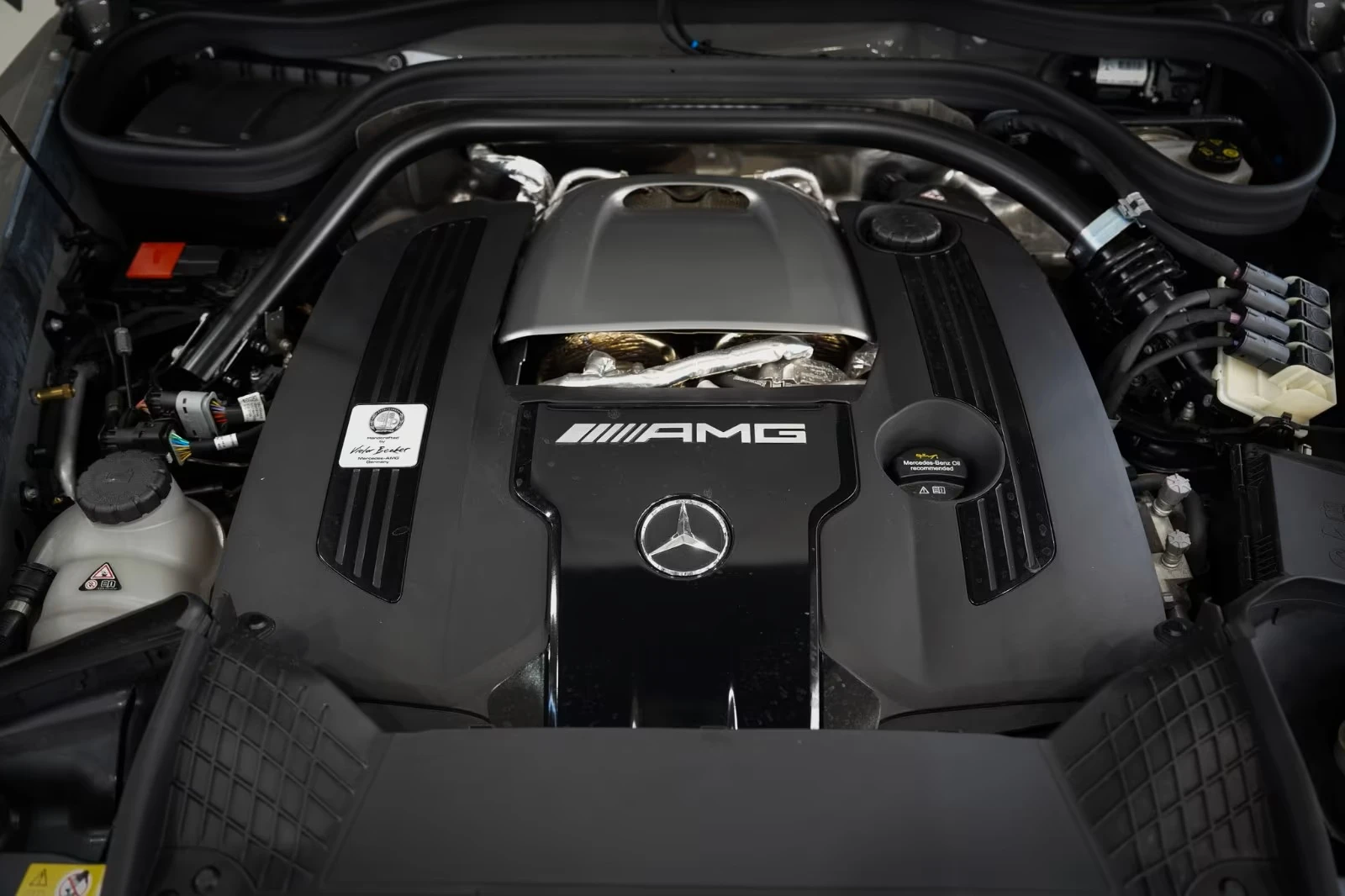 Mercedes-Benz G 63 AMG PERF PACKAGE* MANUFAKTUR* 22* BURMESTER, снимка 9 - Автомобили и джипове - 55097567