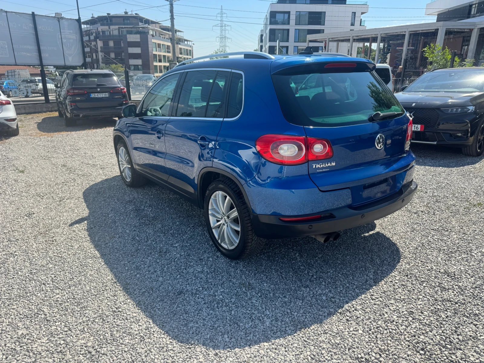 VW Tiguan NAVI* ПАНОРАМА* ПОДГРЕВ* КОЖА* КАМЕРА* 1.4T 4x4 15, снимка 9 - Автомобили и джипове - 55571087