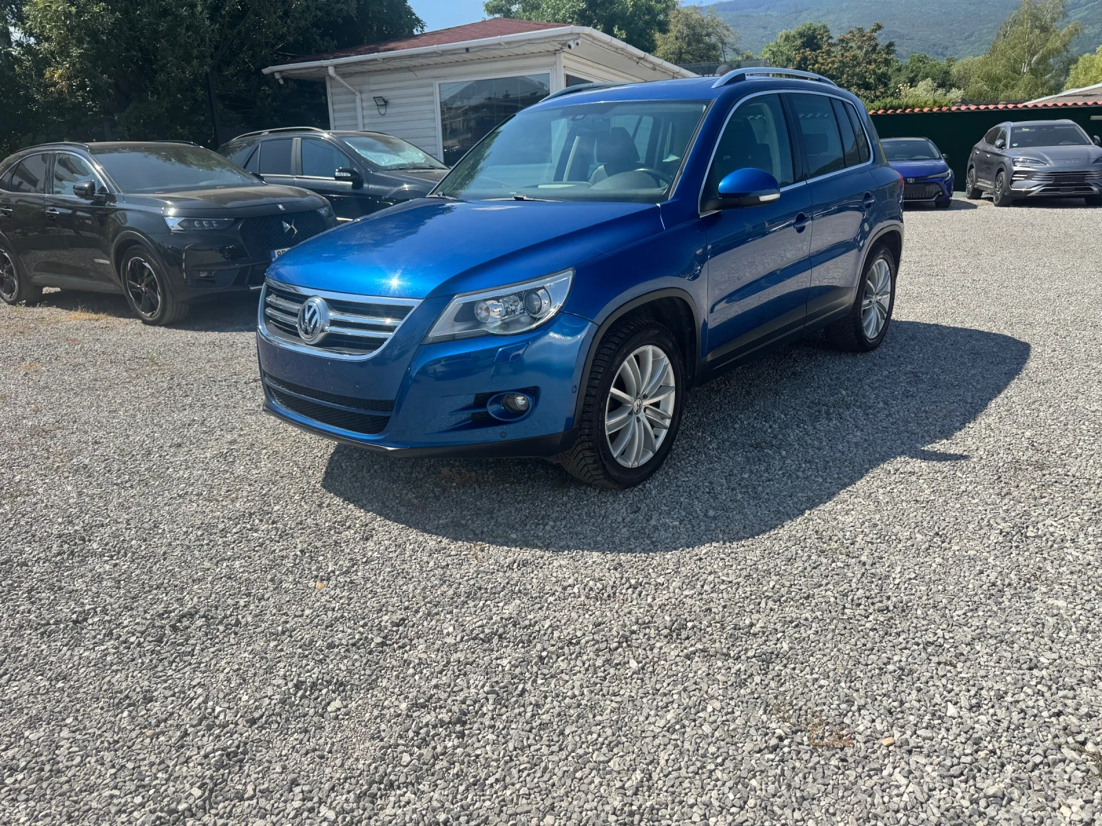 VW Tiguan NAVI* ПАНОРАМА* ПОДГРЕВ* КОЖА* КАМЕРА* 1.4T 4x4 15, снимка 17 - Автомобили и джипове - 55571087