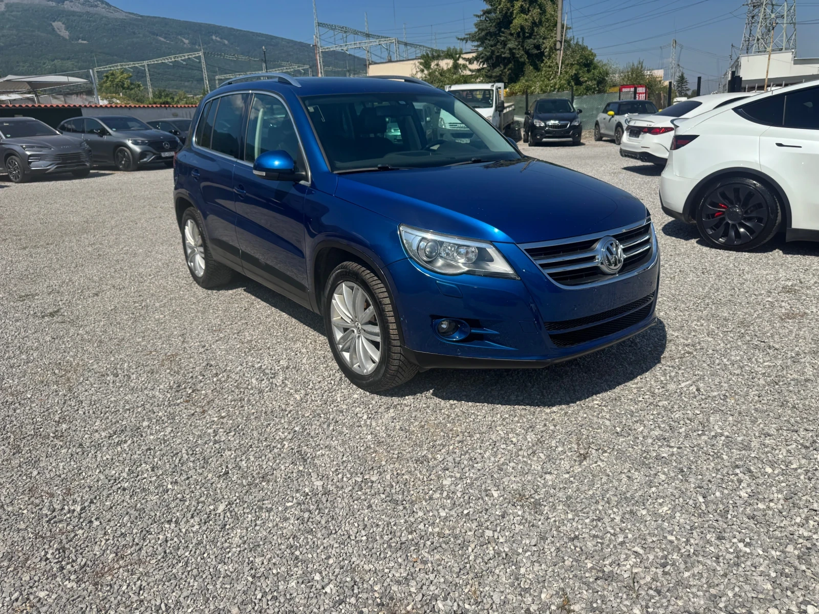 VW Tiguan NAVI* ПАНОРАМА* ПОДГРЕВ* КОЖА* КАМЕРА* 1.4T 4x4 15, снимка 14 - Автомобили и джипове - 55571087