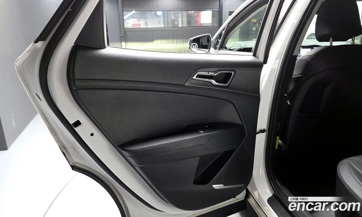 Kia Sportage LPG 2.0 2WD Prestige, снимка 15 - Автомобили и джипове - 55676819