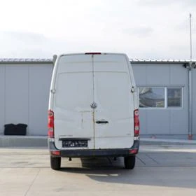 VW Crafter 2E 2.5 TDI | Mobile.bg    2