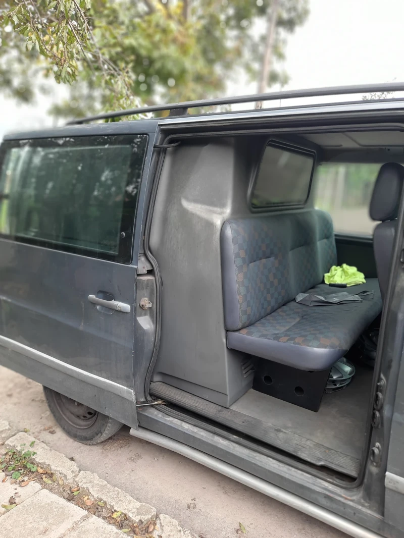 Mercedes-Benz Vito 108 CDI, снимка 5 - Бусове и автобуси - 47349282