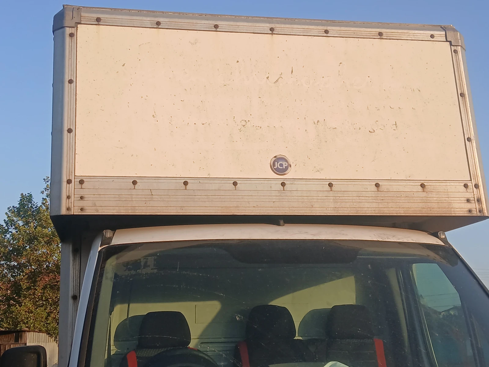 VW Crafter Luton van, снимка 3 - Бусове и автобуси - 55889514