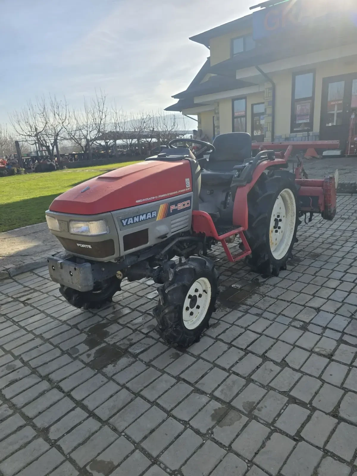 ������� Yanmar F200 | Mobile.bg � ����������� 2