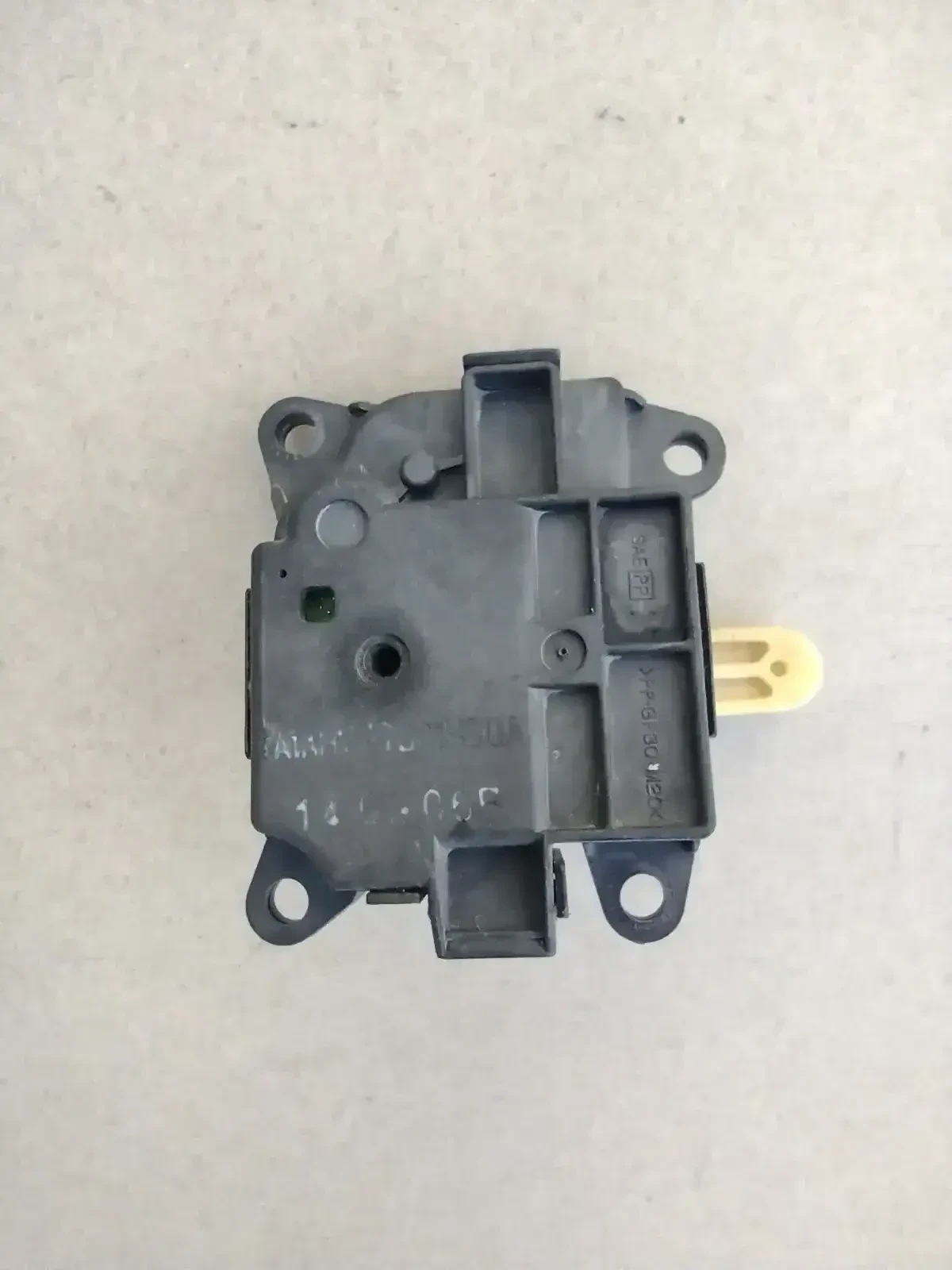 A1AH277301HB0A       NISSAN MICRA K13  140906C | Mobile.bg   1