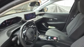 Peugeot 208, снимка 13
