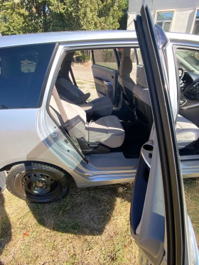 Mitsubishi Grandis Газ, снимка 9