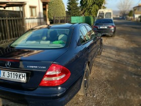 Mercedes-Benz E 200, снимка 10 - Автомобили и джипове - 45529238