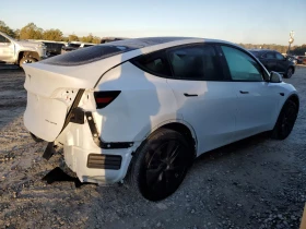 Tesla Model Y Long Range AWD, снимка 3