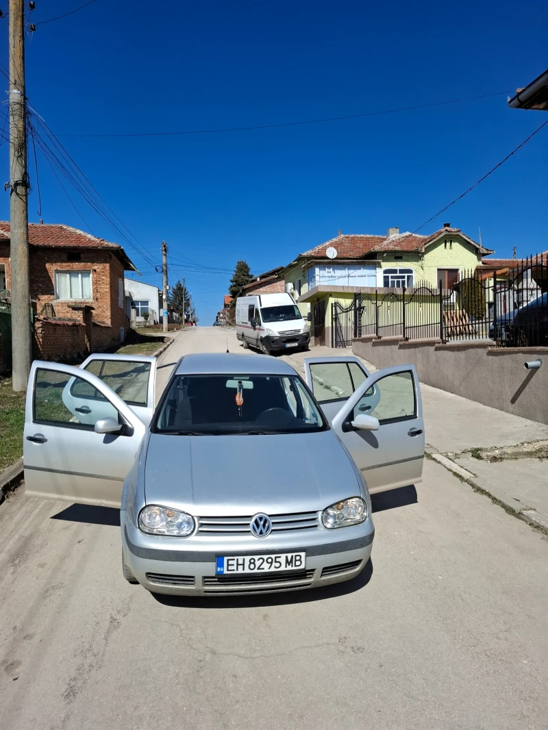 VW Golf, снимка 8 - Автомобили и джипове - 49400310