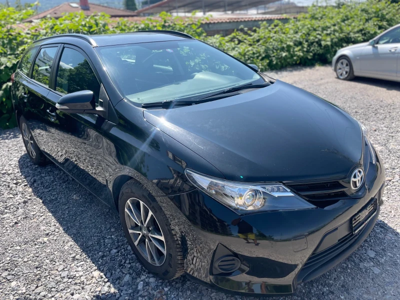 Toyota Auris 1.3i ШВЕЙЦАРИЯ//ПЪЛНА ИСТОРИЯ//ЛИЗИНГ!!!, снимка 2 - Автомобили и джипове - 52710723