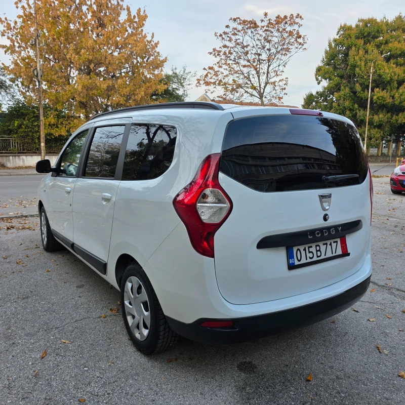 Dacia Lodgy 1.6i , снимка 13 - Автомобили и джипове - 52136916