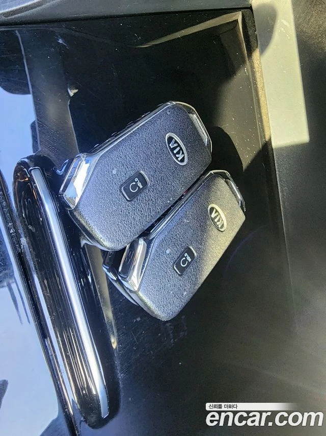 Kia K5 2.0* TRENDY* ПОДГРЕВ* КАМЕРА* КЕЙЛЕС* , снимка 13 - Автомобили и джипове - 54360484