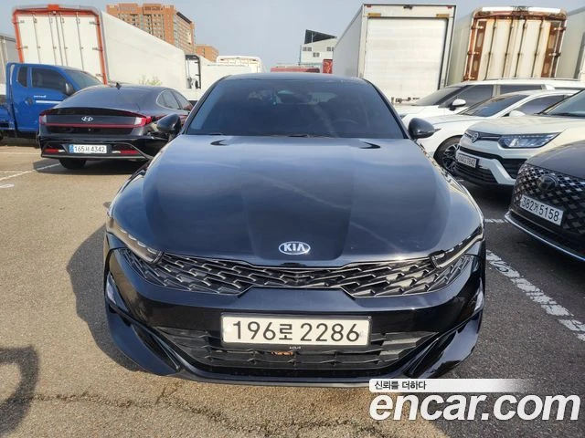Kia K5 2.0* TRENDY* ПОДГРЕВ* КАМЕРА* КЕЙЛЕС* , снимка 3 - Автомобили и джипове - 54360484