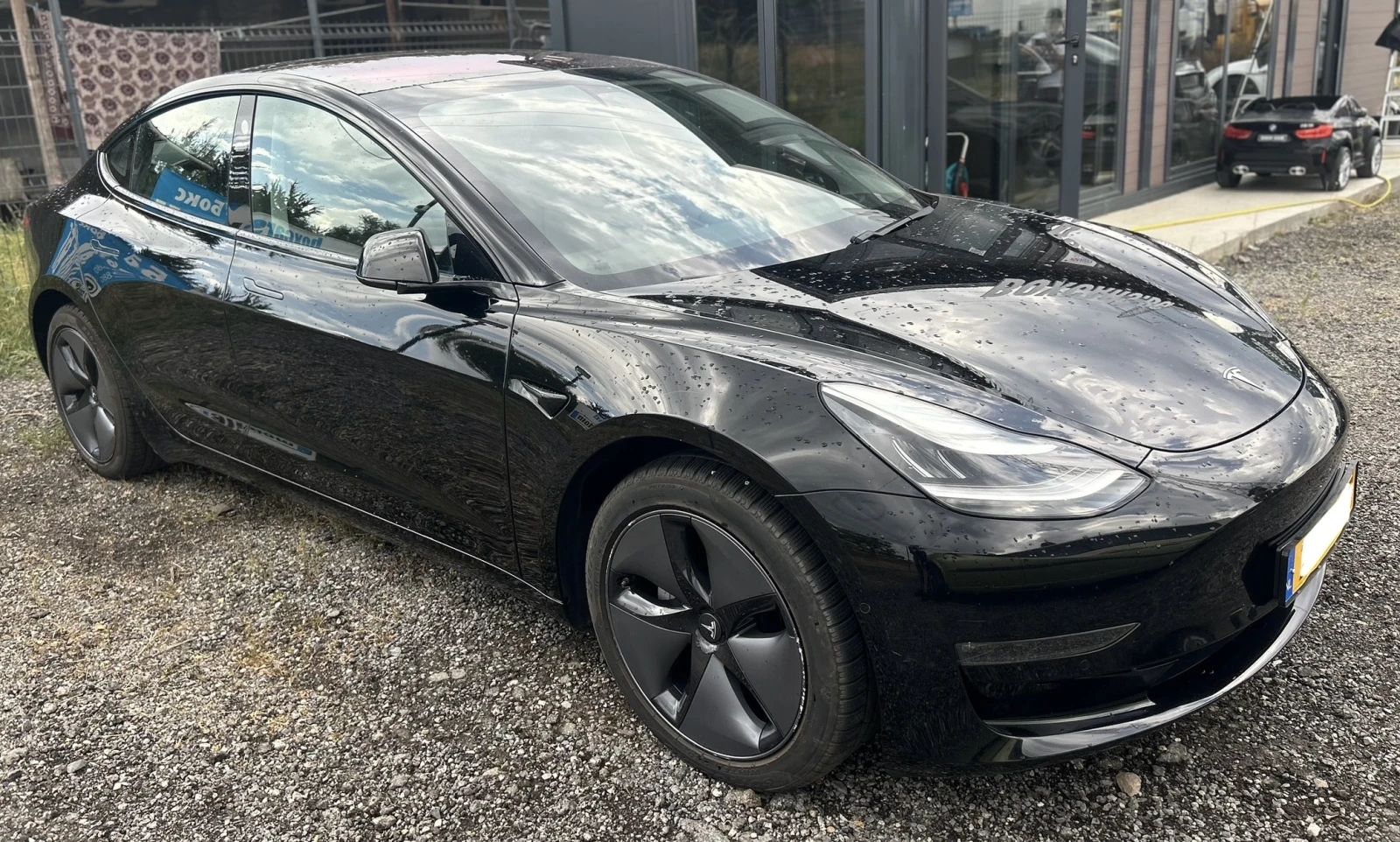 Tesla Model 3  - изображение 2