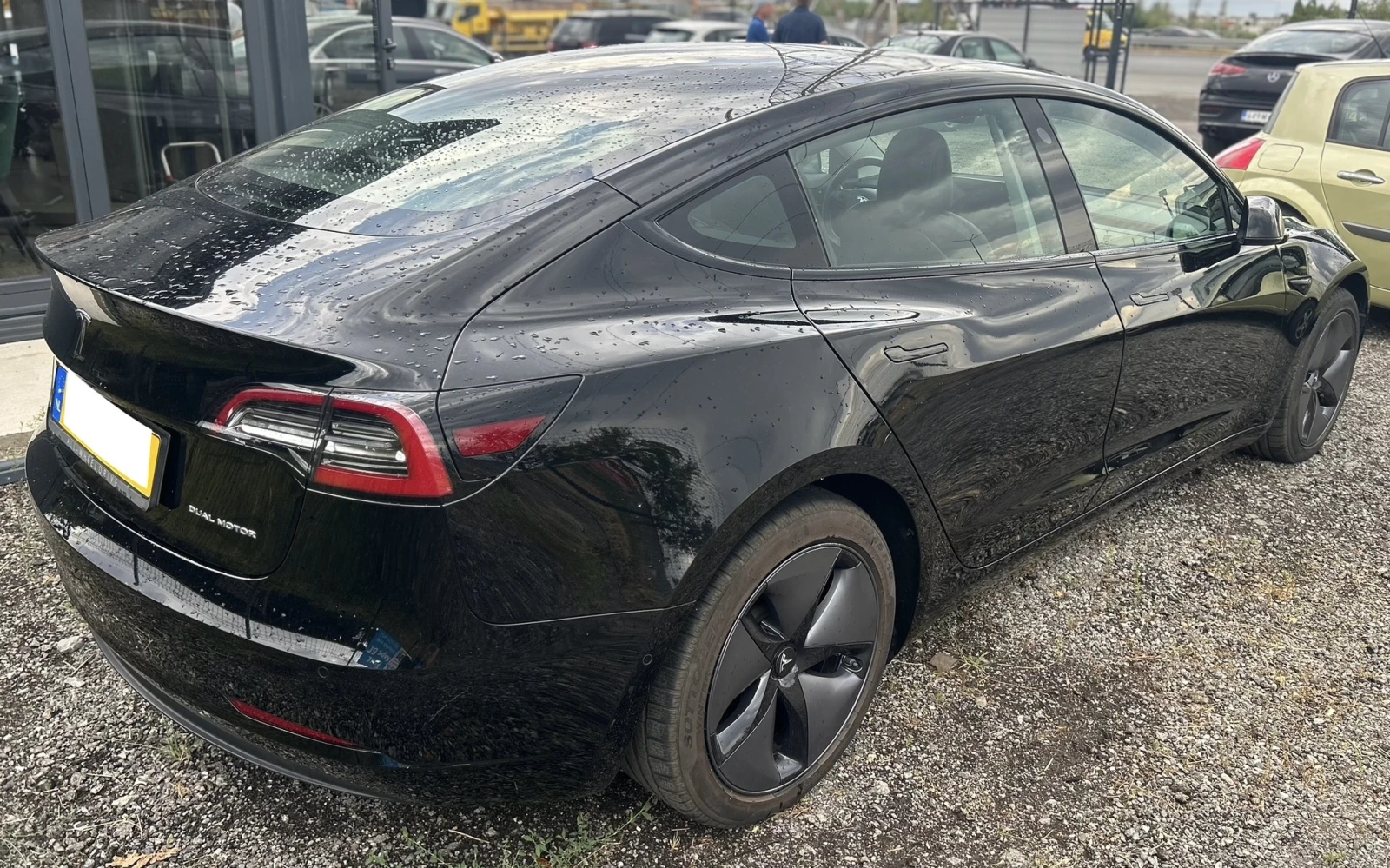 Tesla Model 3  - изображение 3