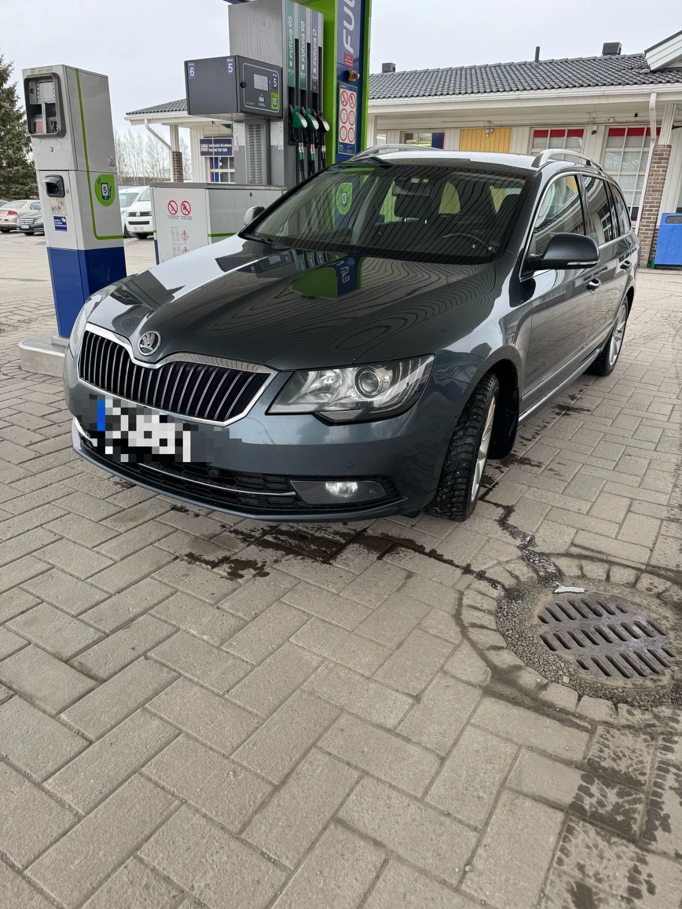 Skoda Superb  - изображение 3