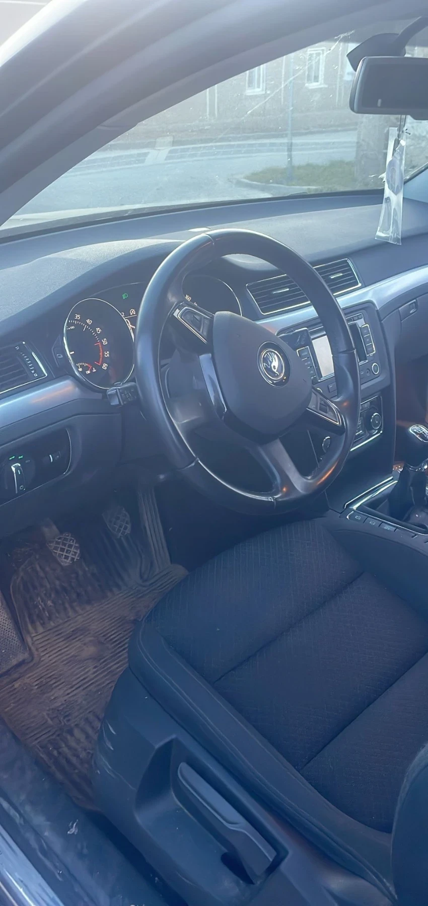 Skoda Superb  - изображение 7