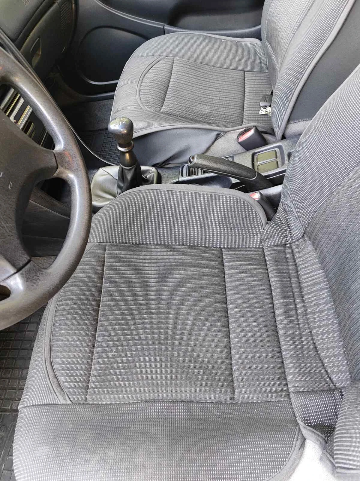 Mitsubishi Carisma  - изображение 5
