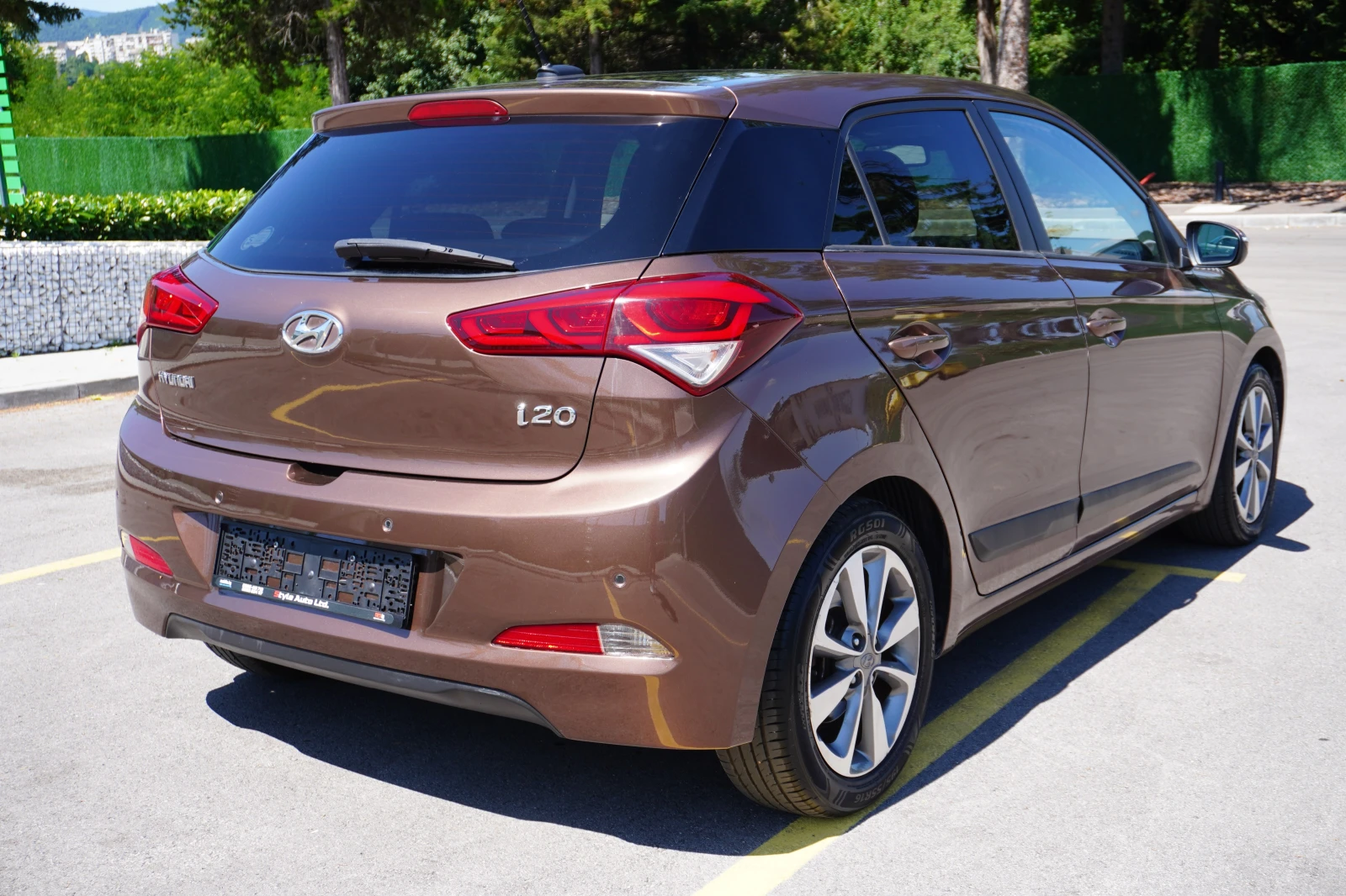 Hyundai I20 1.3i LED, PANO, LANE ASSIST-ОТЛИЧЕН! - изображение 5