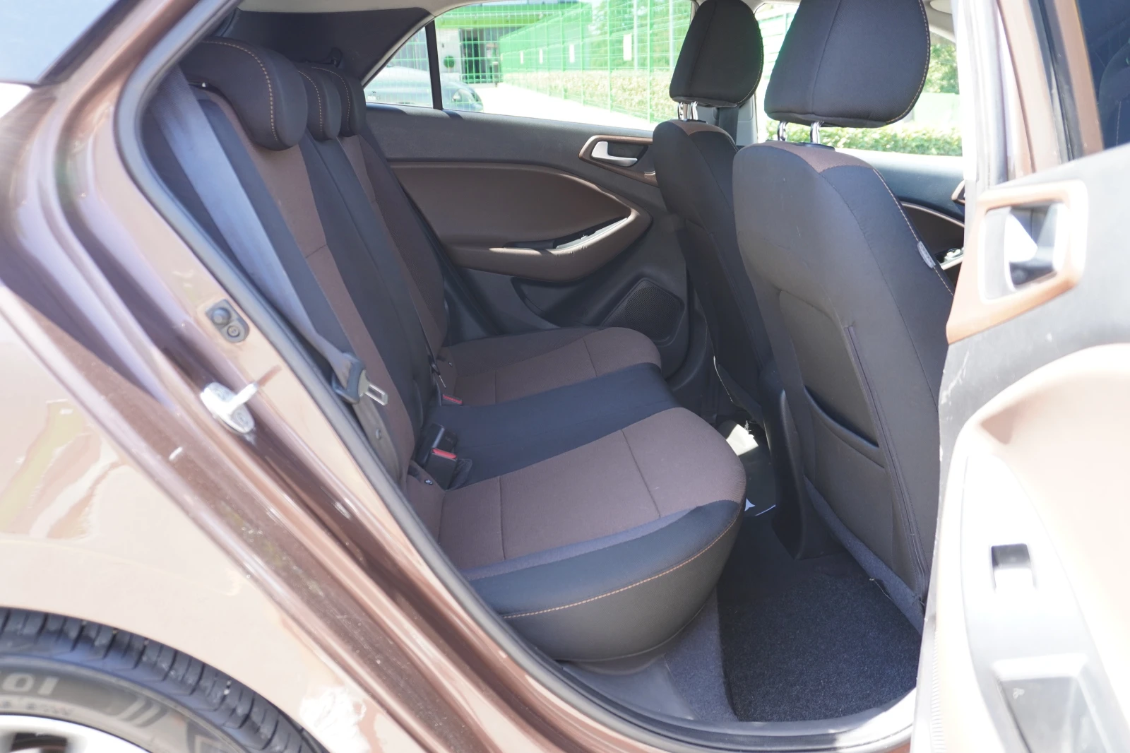 Hyundai I20 1.3i LED, PANORAMA, LANE ASSIST-! | Mobile.bg   15