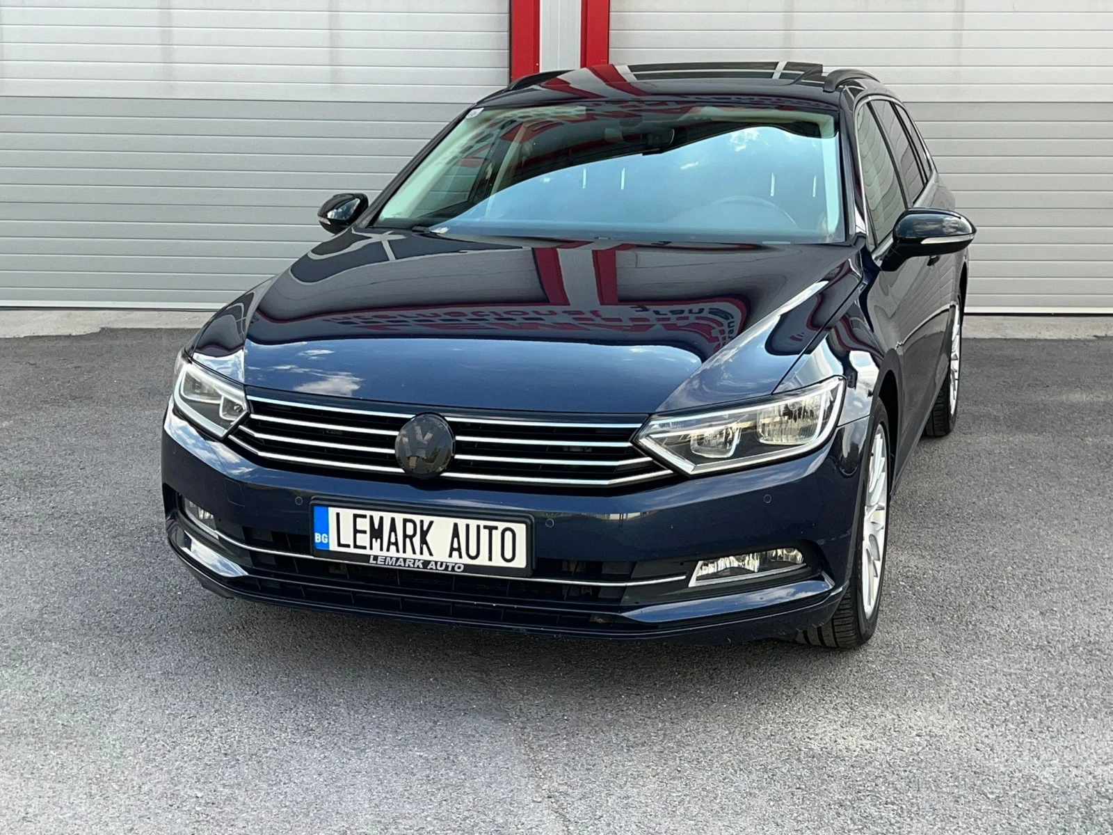 VW Passat 2.0TDI AITOMATIK PANORAMA DISTRONIK NAVI EVRO 6B - изображение 4