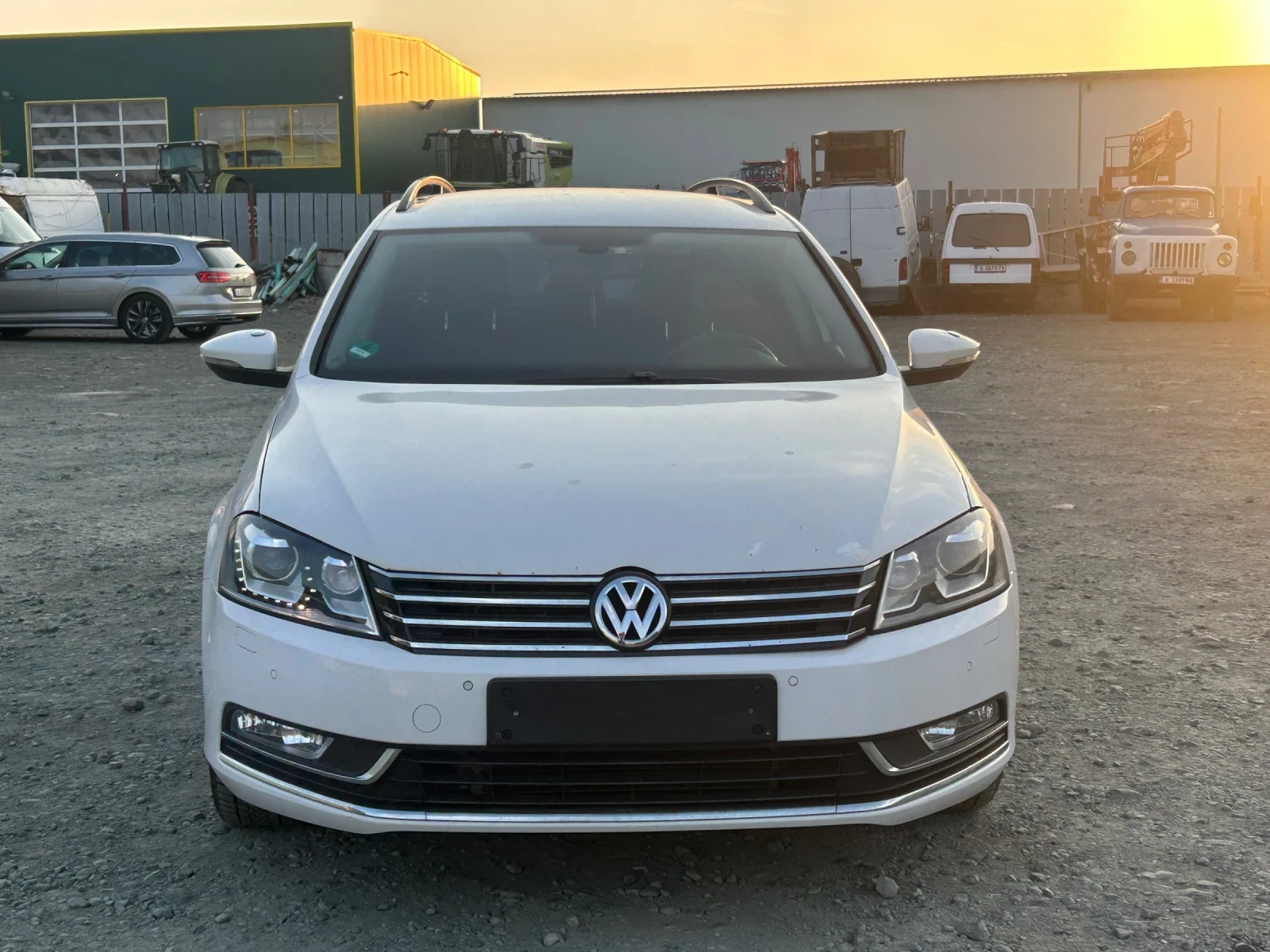 VW Passat 2.0TDI DSG LED 4X4 170 - изображение 2