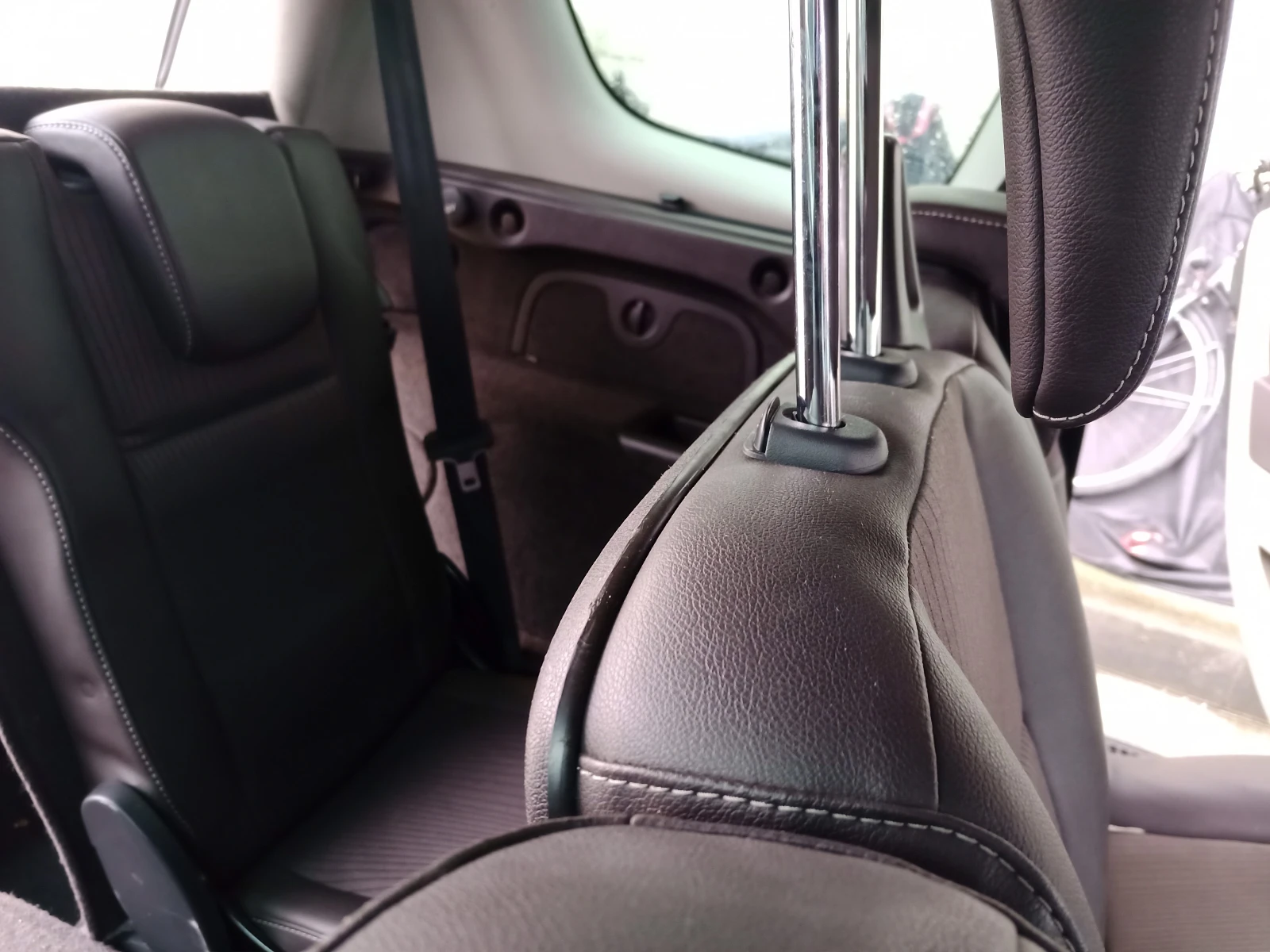 Renault Scenic 2.0 - изображение 6