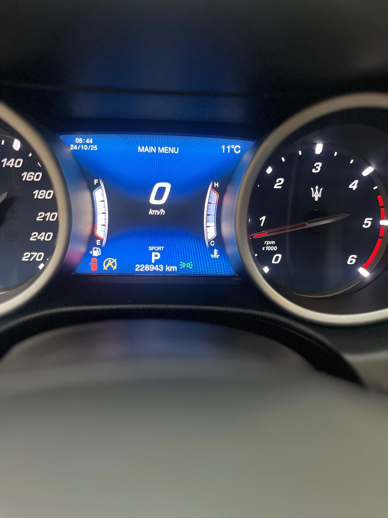 Maserati Ghibli Gibli Grand Sport  - изображение 8