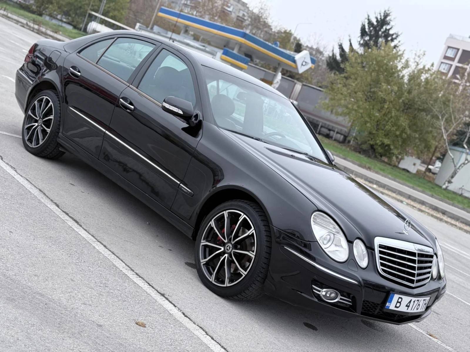 Mercedes-Benz E 320 FACELIFT/V6/4-MATIC/EVO/АВТОМАТ/КОЖA/AVANTGARDE - изображение 2