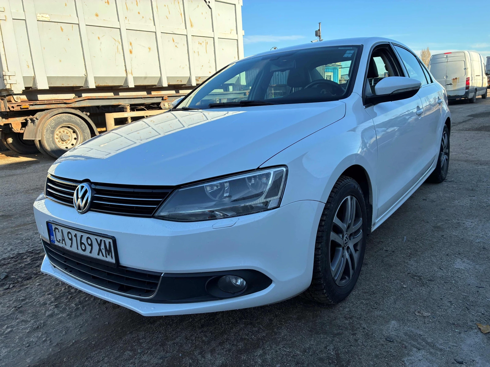 VW Jetta  - изображение 7