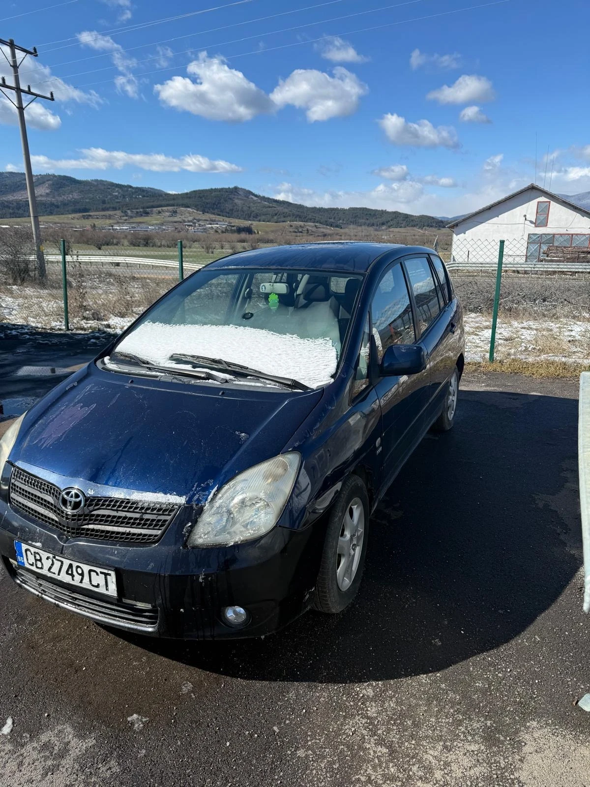 Toyota Corolla verso Газ-бензин - изображение 2