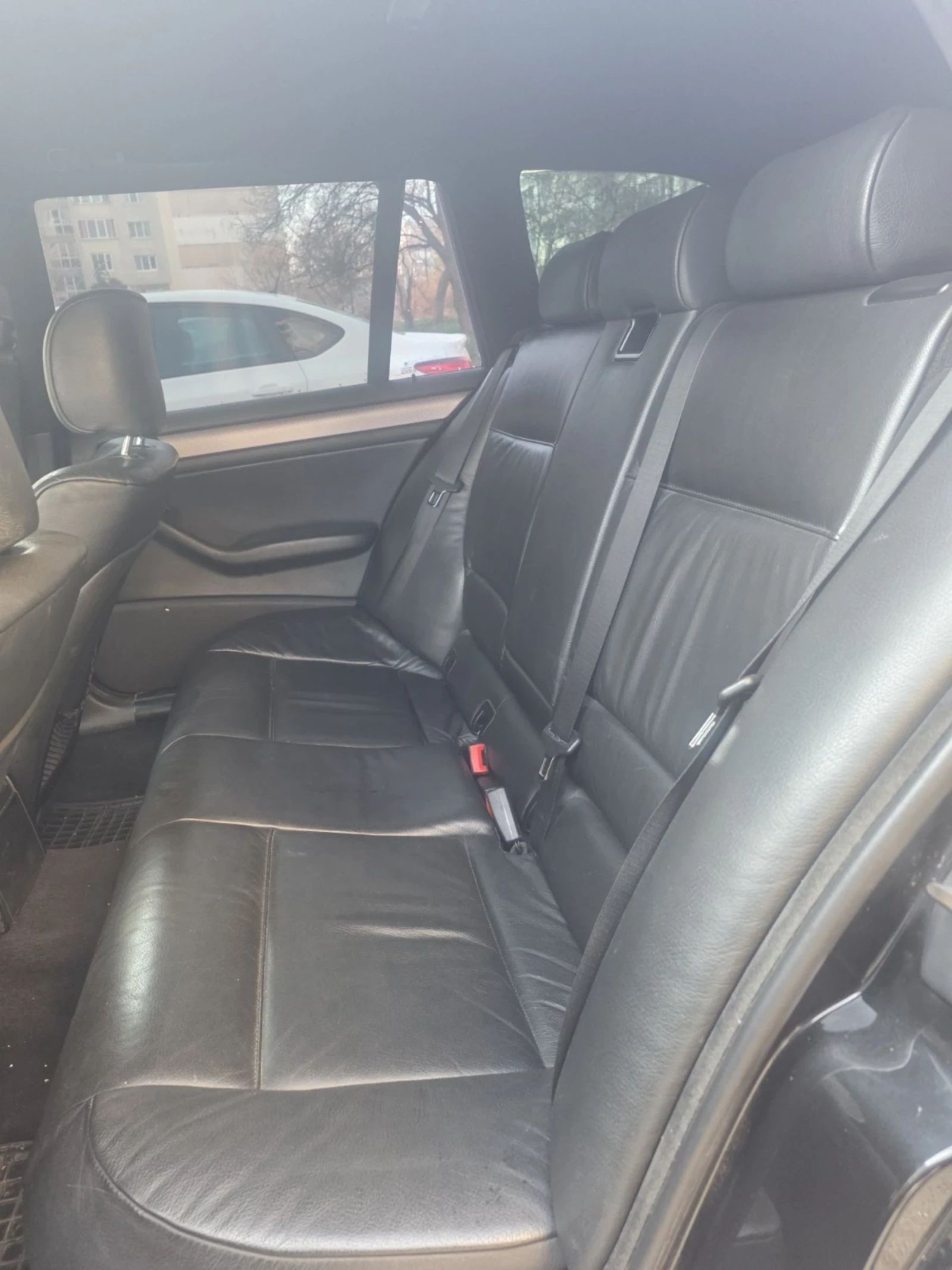 BMW 330, снимка 11 - Автомобили и джипове - 53732689