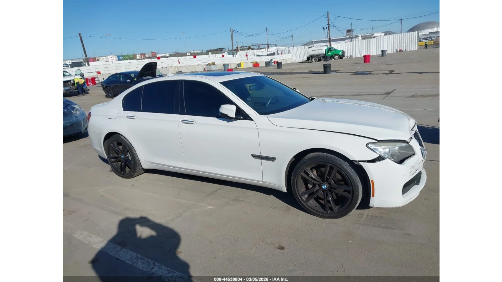 BMW 740 * МПАКЕТ* KEYLESS* КОЖА* ПОДГРЕВ* , снимка 7 - Автомобили и джипове - 53798346