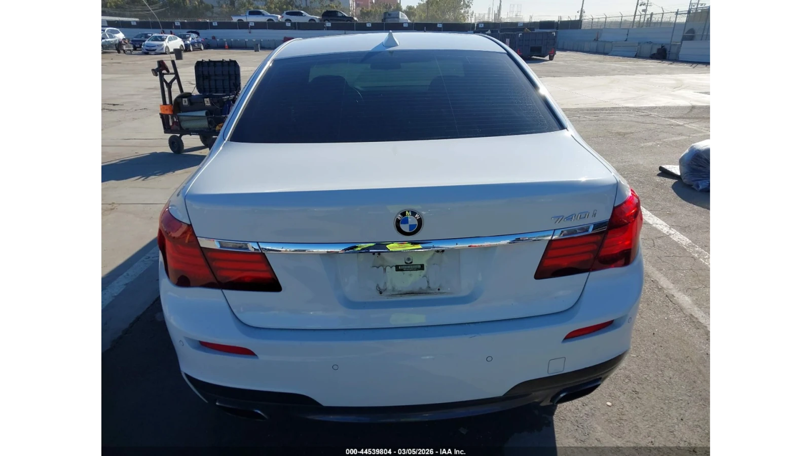 BMW 740 * МПАКЕТ* KEYLESS* КОЖА* ПОДГРЕВ* , снимка 8 - Автомобили и джипове - 53798346